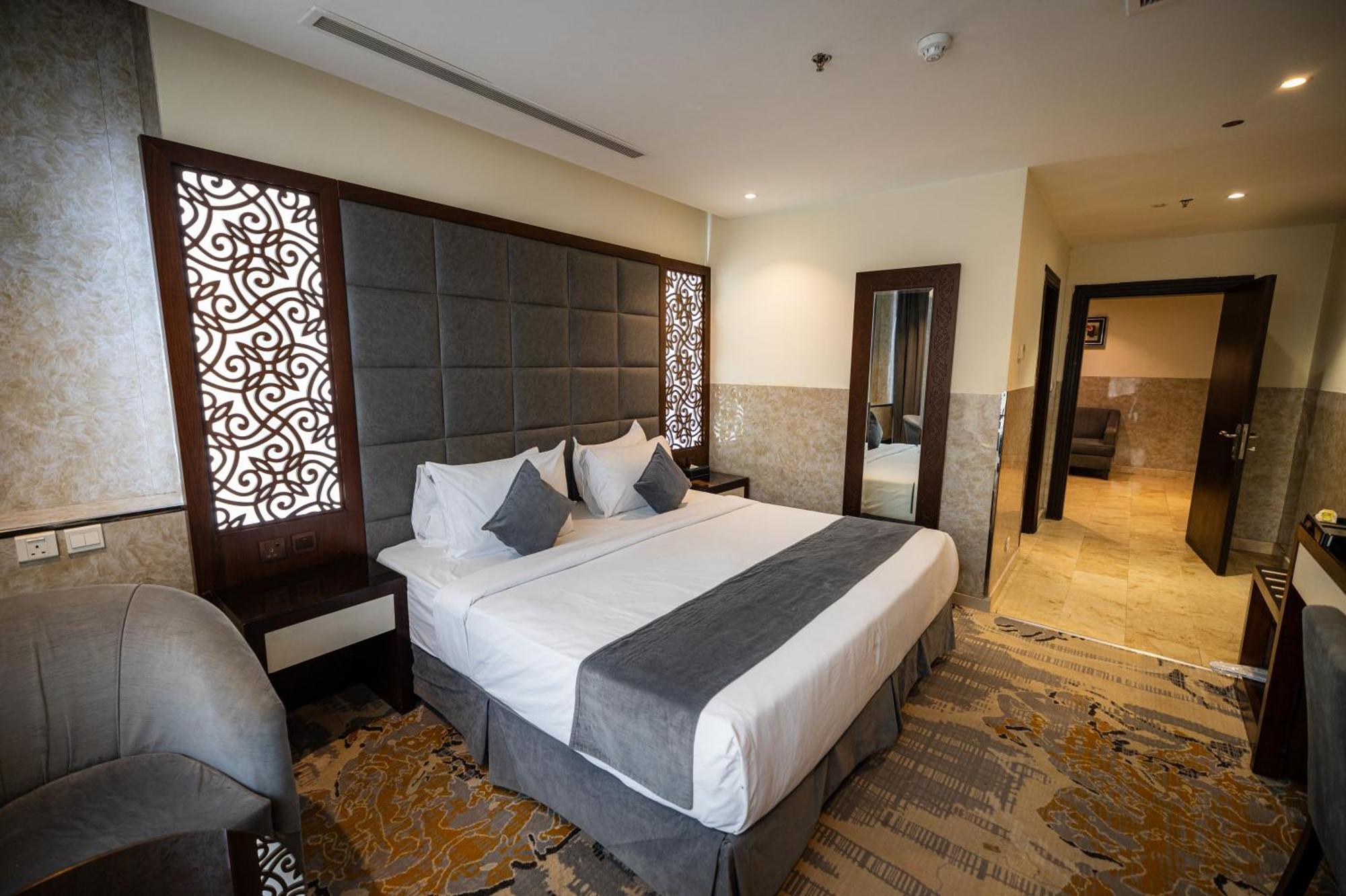 Aster Hotel Jeddah Ngoại thất bức ảnh